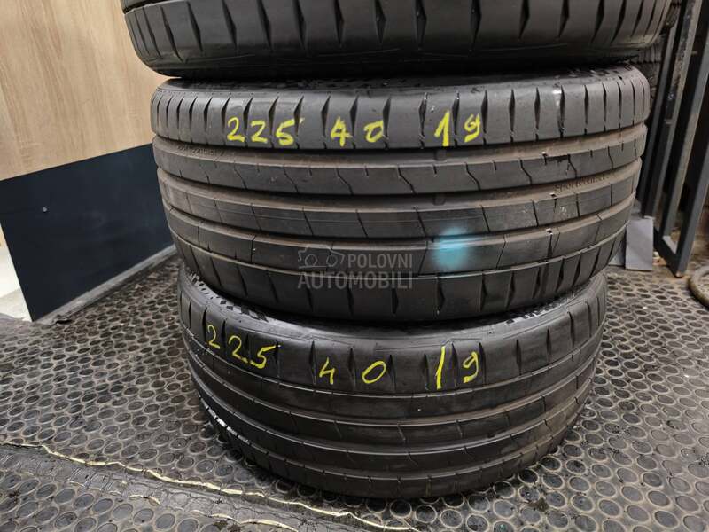 Continental 225/40 R19 Letnja