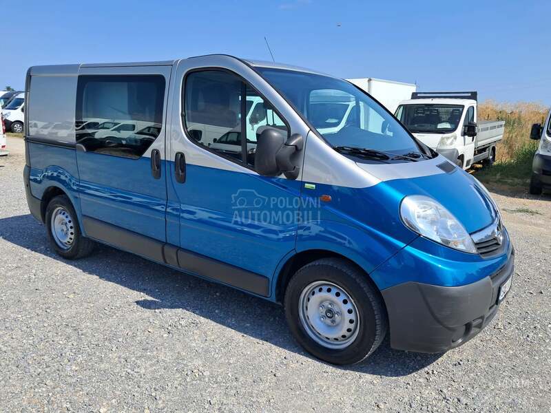 Opel Vivaro 2.5 CDTI/5 SEDI