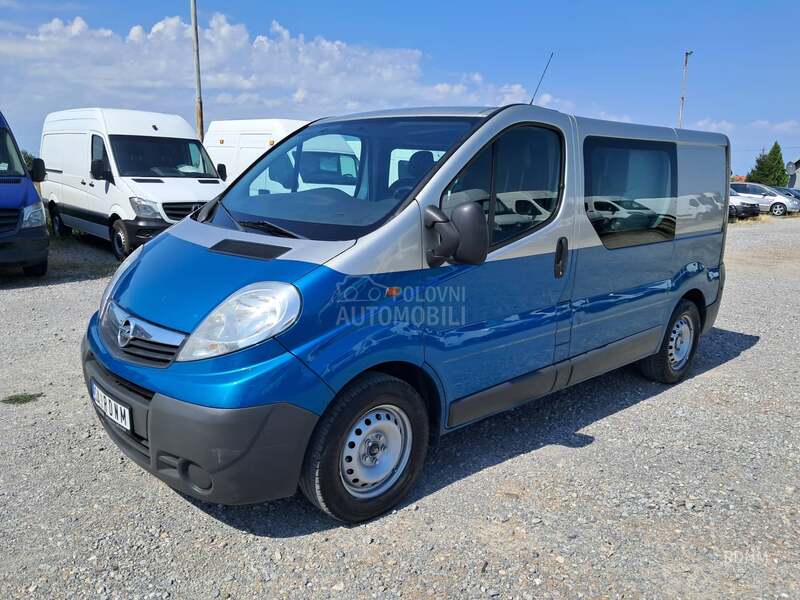 Opel Vivaro 2.5 CDTI/5 SEDI