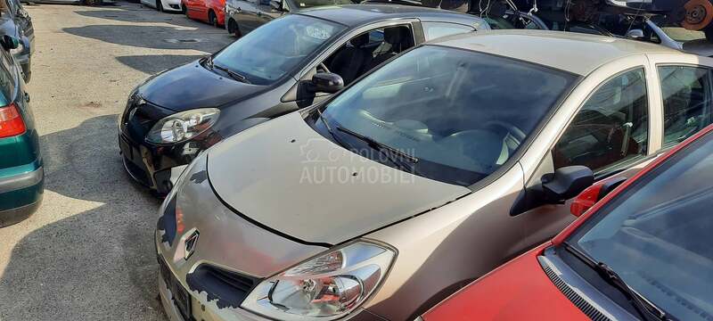 CLIO 5 DELOVI