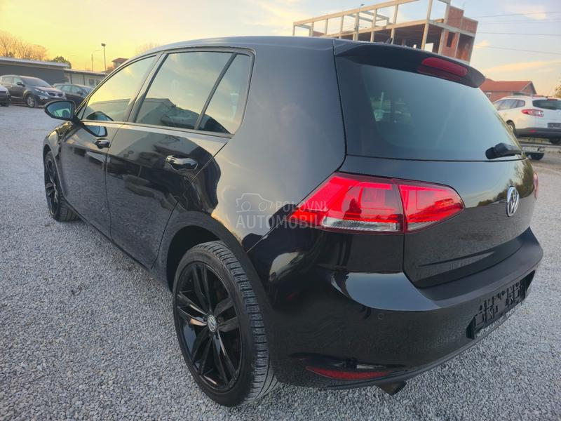 Volkswagen Golf 7 1.6 TDI Highline