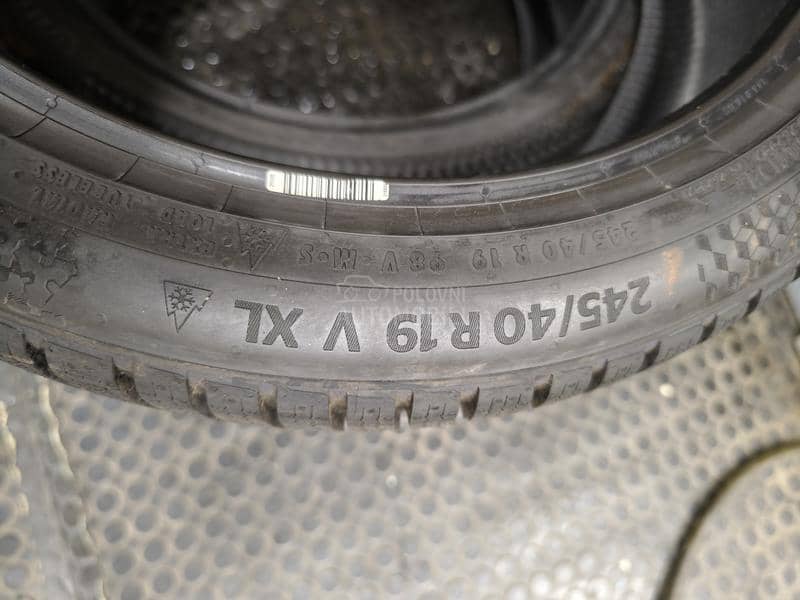 Continental 245/40 R19 Zimska