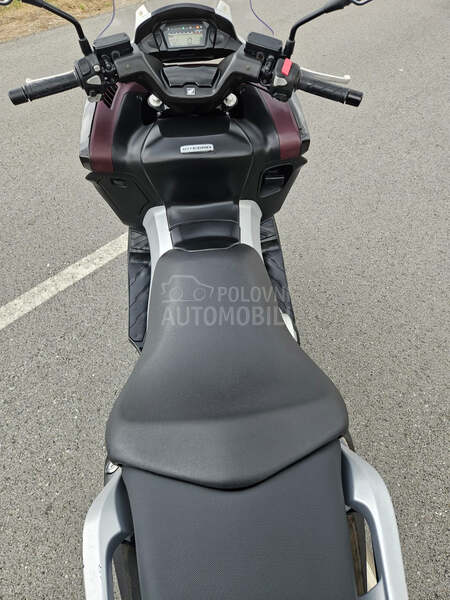 Honda NC 700D Integra
