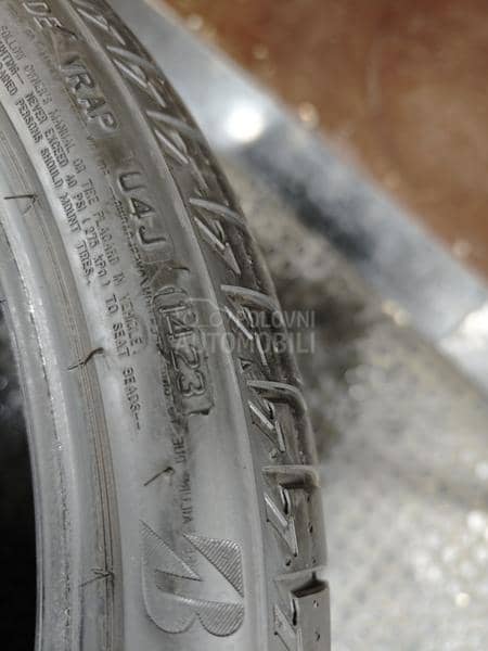 Bridgestone 255/35 R19 Letnja