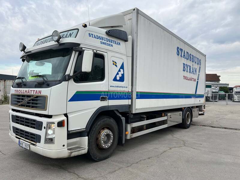 Volvo FM9 300 FURGON