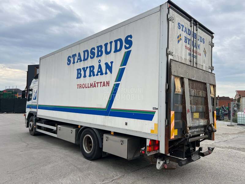 Volvo FM9 300 FURGON