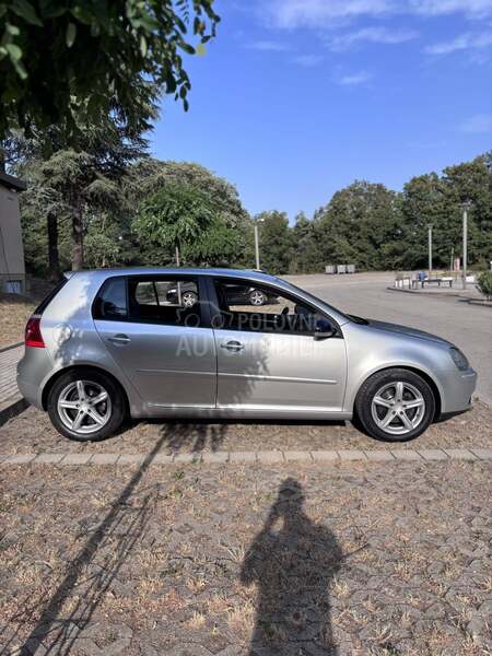 Volkswagen Golf 5 2.0 tdi