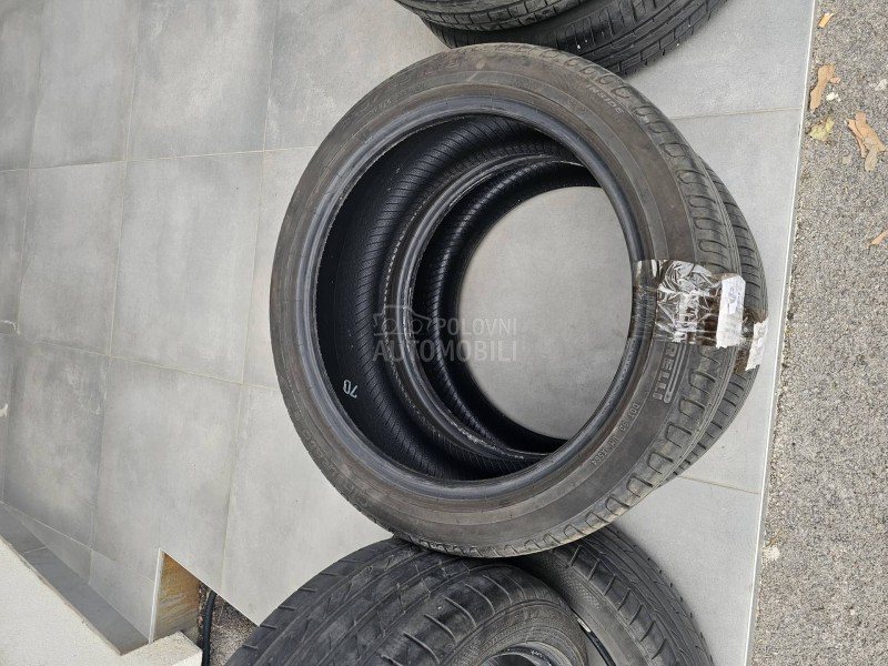 Pirelli 215/45 R18 Letnja