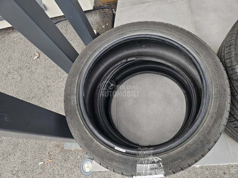 Dunlop 215/45 R18 Letnja