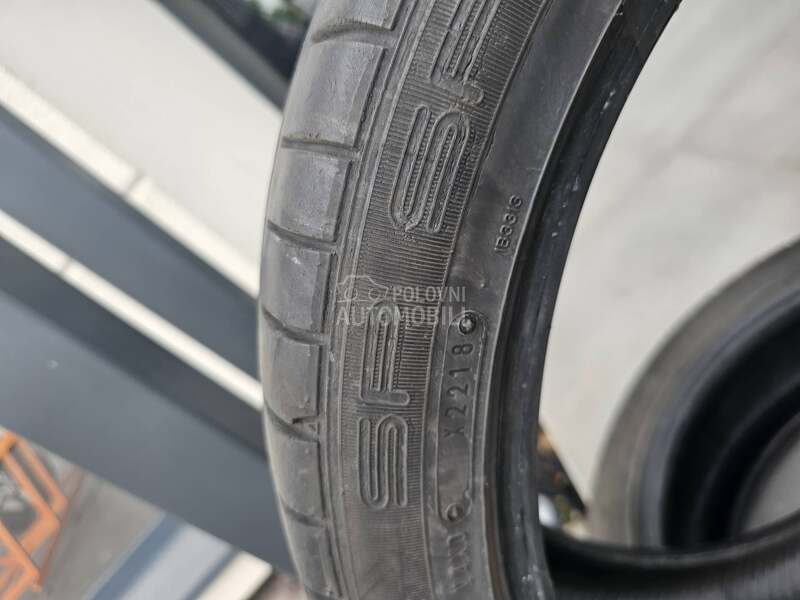 Dunlop 215/45 R18 Letnja