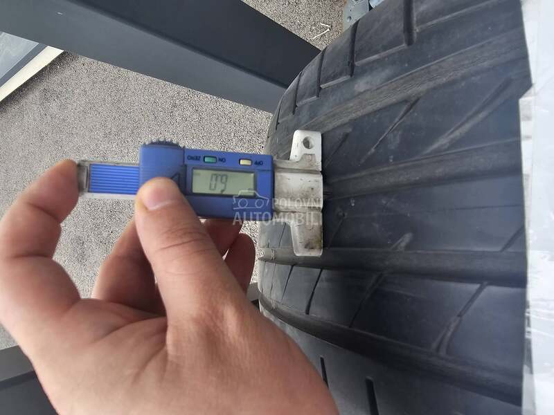 Dunlop 215/45 R18 Letnja