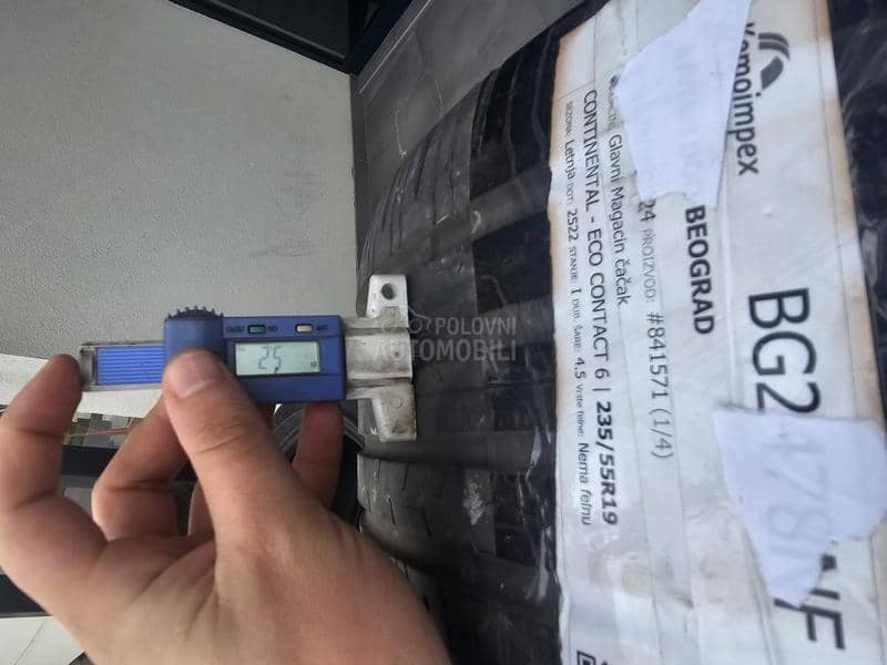 Continental 235/55 R19 Letnja