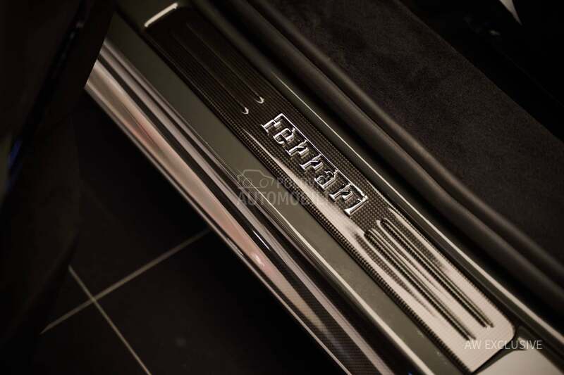 Ferrari SF90 SPIDER CARBON LIFT