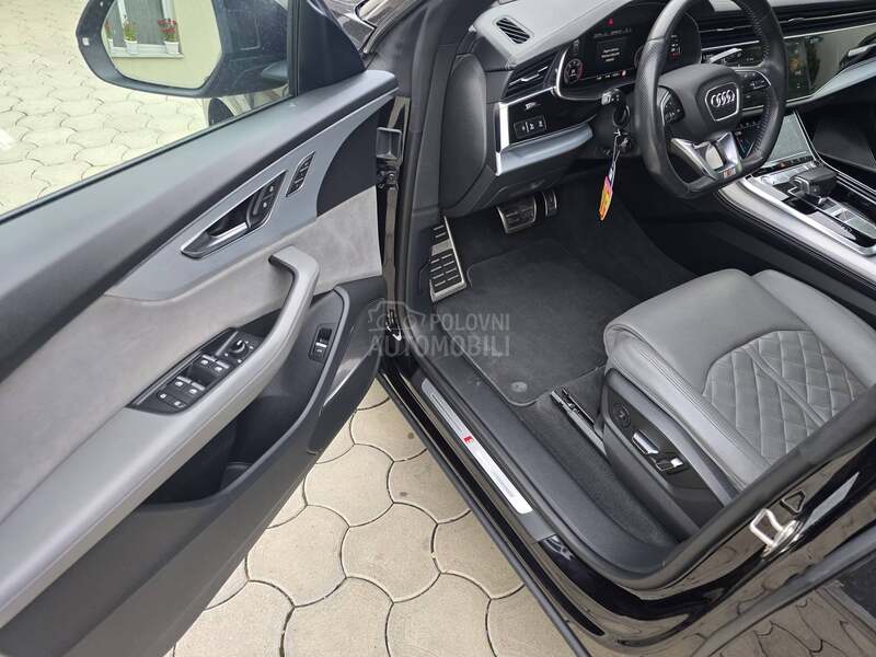Audi Q8 SQ8 look