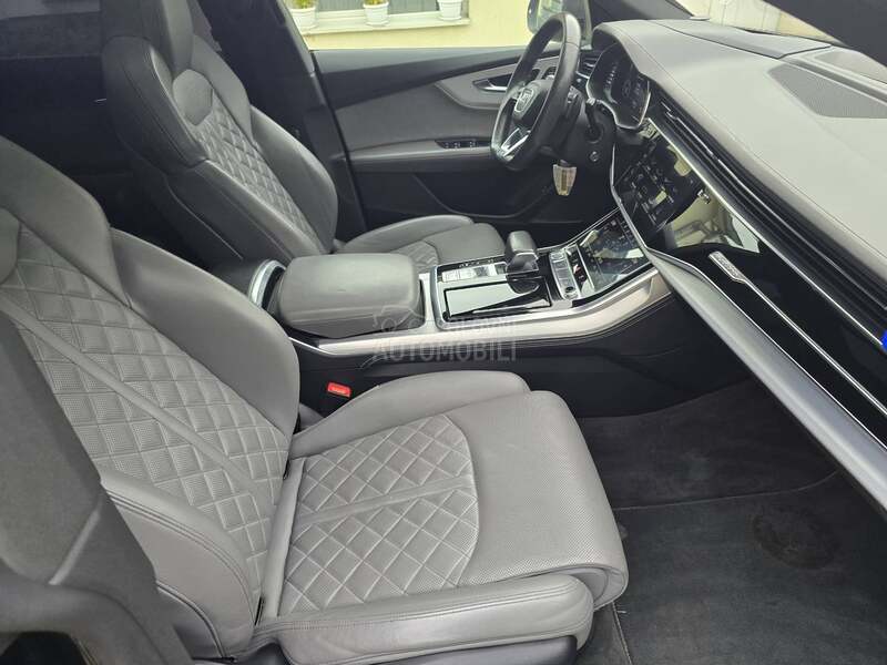 Audi Q8 SQ8 look
