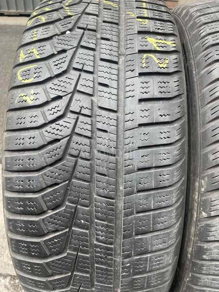 Hankook 205/55 R17 Zimska