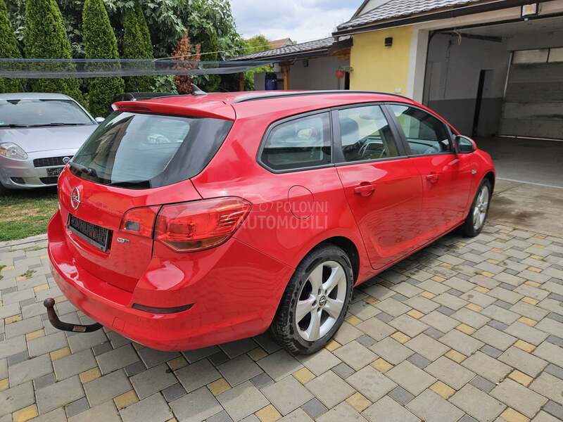 Opel Astra J 1.7cdti
