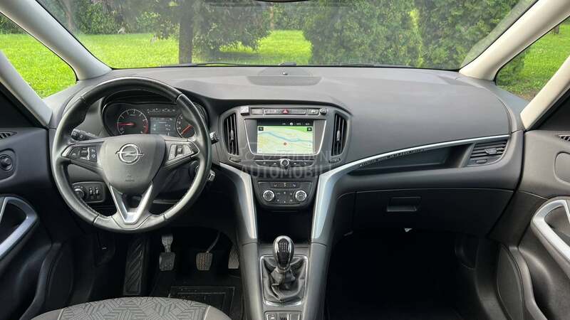 Opel Zafira 