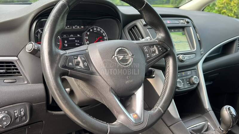 Opel Zafira 