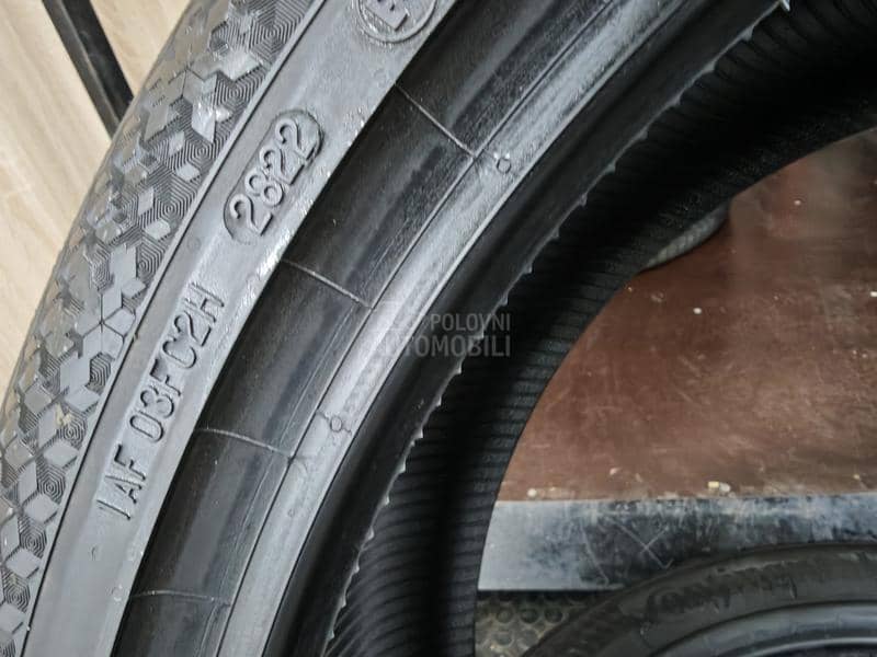 Continental 255/40 R21 Zimska