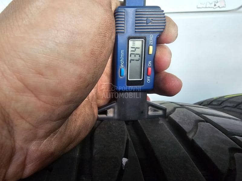 Bridgestone 215/40 R17 Letnja