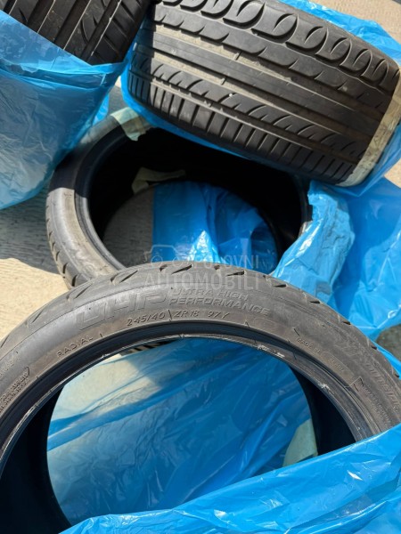 Riken 245/40 R18 Letnja