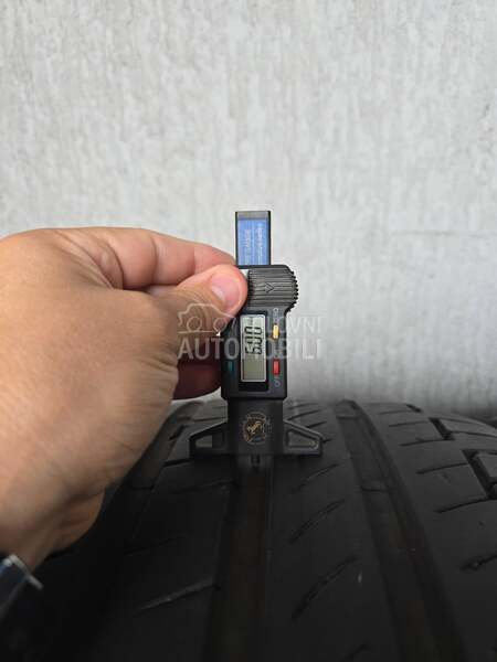 Continental 325/40 R22 Letnja