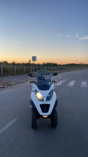 Piaggio mp3 lt B kategorija