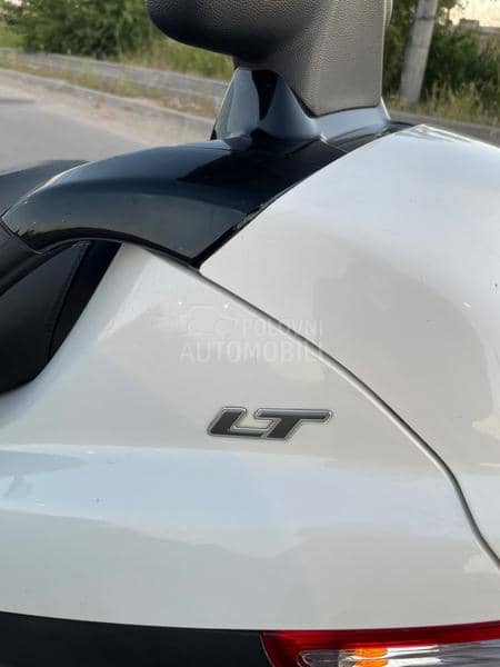 Piaggio mp3 lt B kategorija