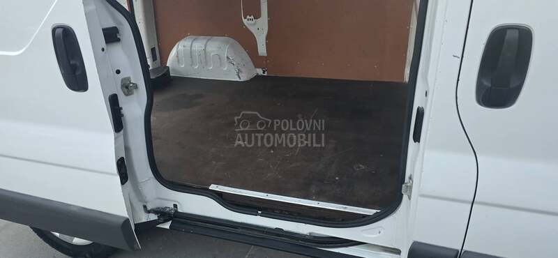 Renault Trafic 2.0 DCI