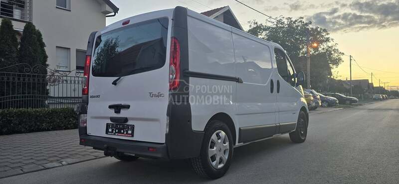 Renault Trafic 2.0 DCI