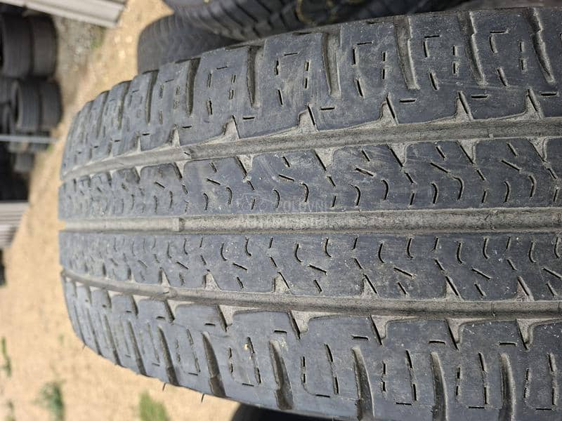 Michelin 225/75 R16 Zimska