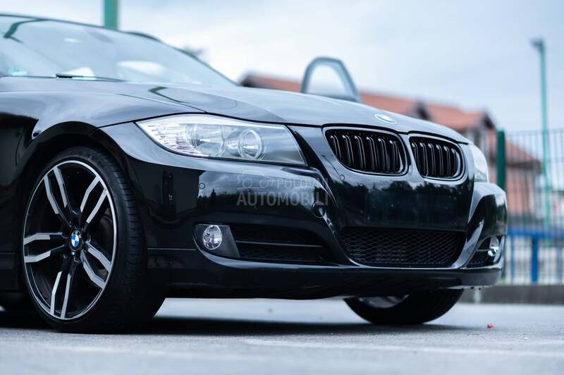 BMW 320 2011 NOV