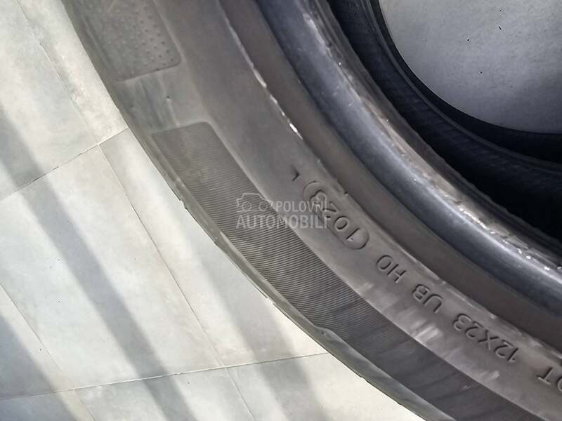 Hankook 235/50 R19 Letnja