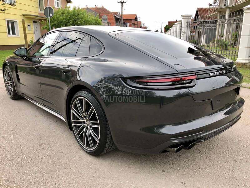 Porsche Panamera 4S LONG