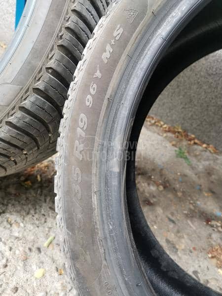Pirelli 255/35 R19 Sve sezone