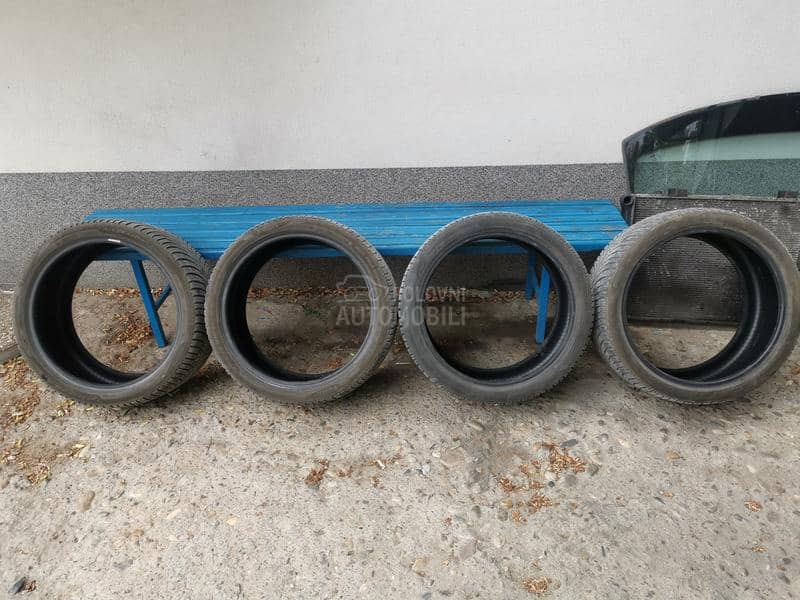 Pirelli 255/35 R19 Sve sezone