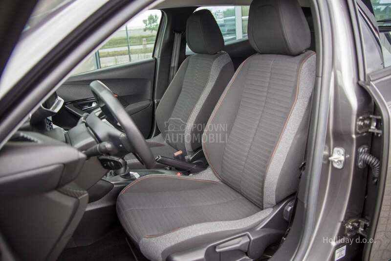 Peugeot 2008 1.2 Puretech Nav Kam