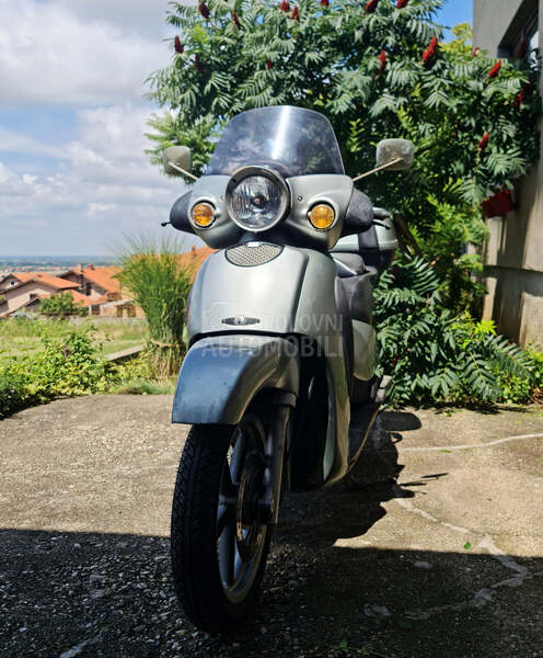 Aprilia Scarabeo 200 GT