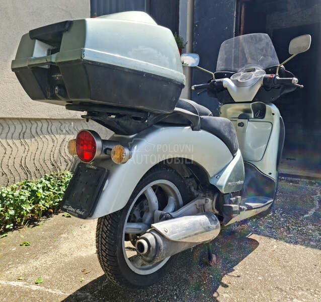 Aprilia Scarabeo 200 GT