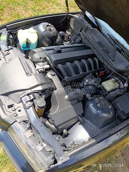 BMW 320 320