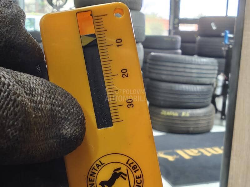Continental 295/30 R20 Letnja