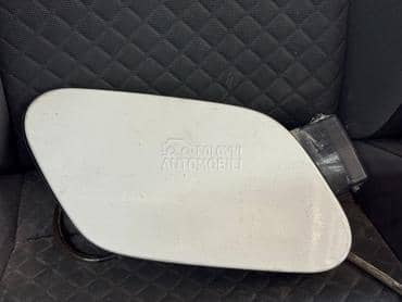 Poklopac rezervoara za Volkswagen Golf 7 od 2013. do 2019. god.