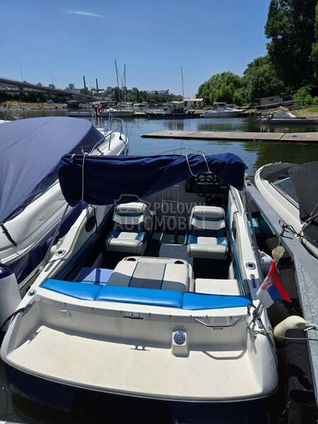 Bayliner Capri
