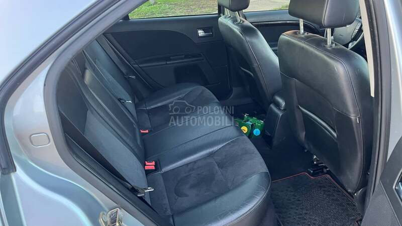 Ford Mondeo 1.8 GHIA