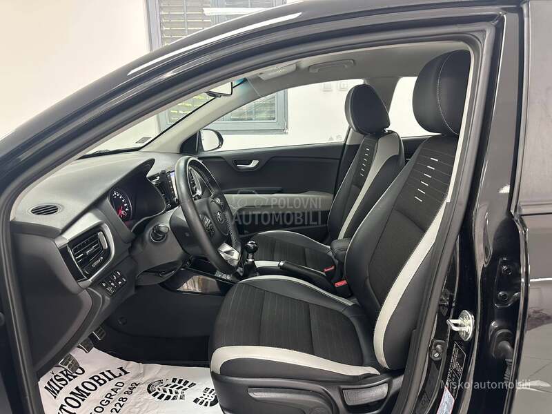 Kia Stonic 1.2 i Led Nav Kamera