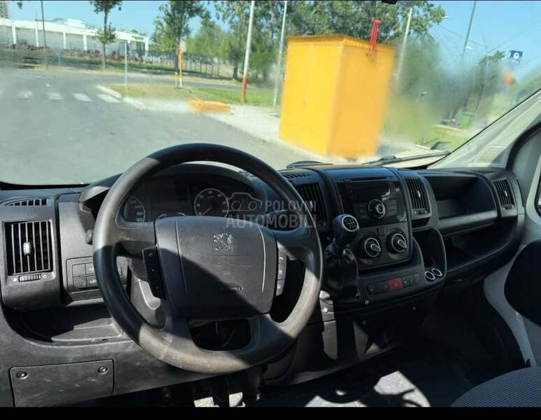 Peugeot Boxer 