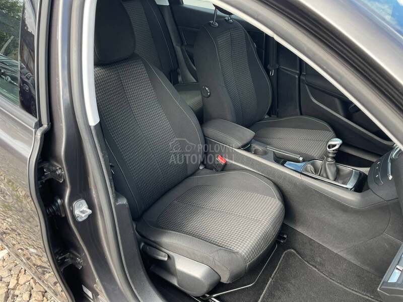 Peugeot 308 1.5 HDI BUSINESS 8mm