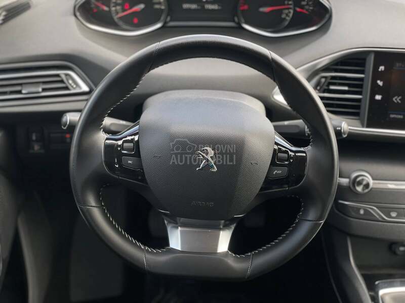 Peugeot 308 1.5 HDI BUSINESS 8mm