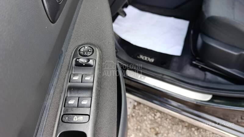 Peugeot 3008 1.6 Hdi Pan